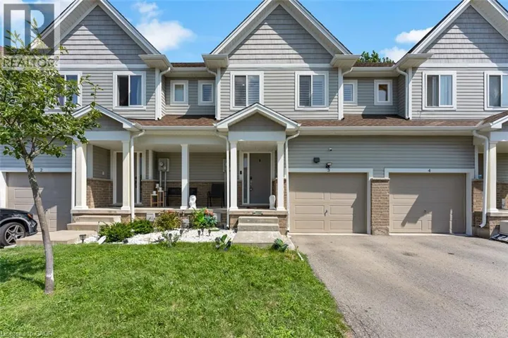 60 CANTERBURY Drive Unit# 3, St. Catharines, Ontario L2P3M8