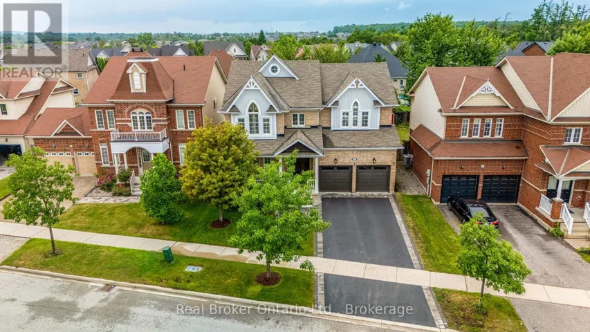 50 THE QUEENSWAY, Barrie (Innis-Shore), Ontario L4M7J3