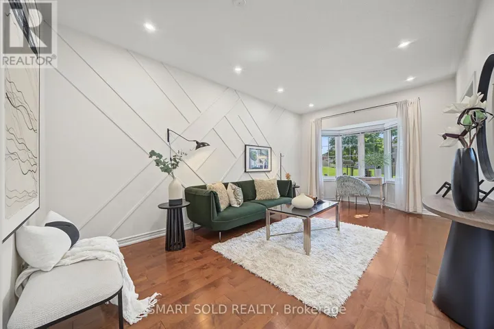 12 JOHN GARY DRIVE, Markham (Village Green-South Unionville), Ontario L3R5G9