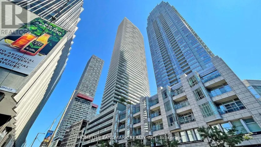 3304 - 2221 YONGE STREET, Toronto (Mount Pleasant West), Ontario M4S2B4
