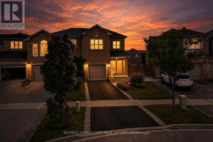 28 OPERA PLACE, Vaughan (East Woodbridge), Ontario L4L8Y8