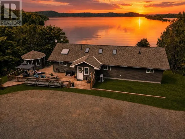 22 Powell Drive, Webbwood, Ontario P0P2G0