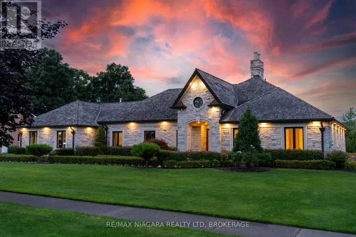3551 CARDINAL DRIVE, Niagara Falls (Mt. Carmel), Ontario L2H2Y1