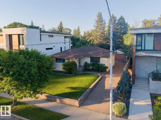 14362 PARK DR NW, Edmonton, Alberta T5R5V2