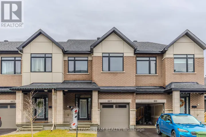 867 ANCIANO CRESCENT, Ottawa, Ontario K2S2R8