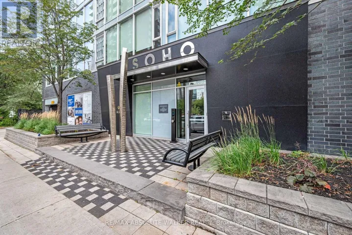 810 - 300 LISGAR STREET, Ottawa, Ontario K2P0E2
