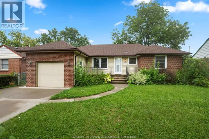 3130 ACADEMY DRIVE, Windsor, Ontario N9E2H4
