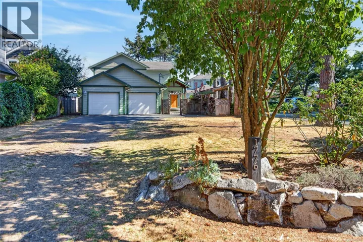 1776 Astra Rd, Comox, British Columbia V9M4B6