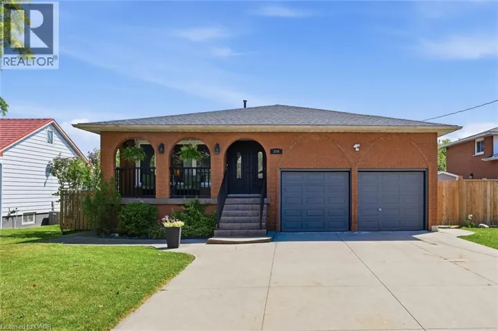 309 HAWKRIDGE Avenue, Hamilton, Ontario L9C3L1