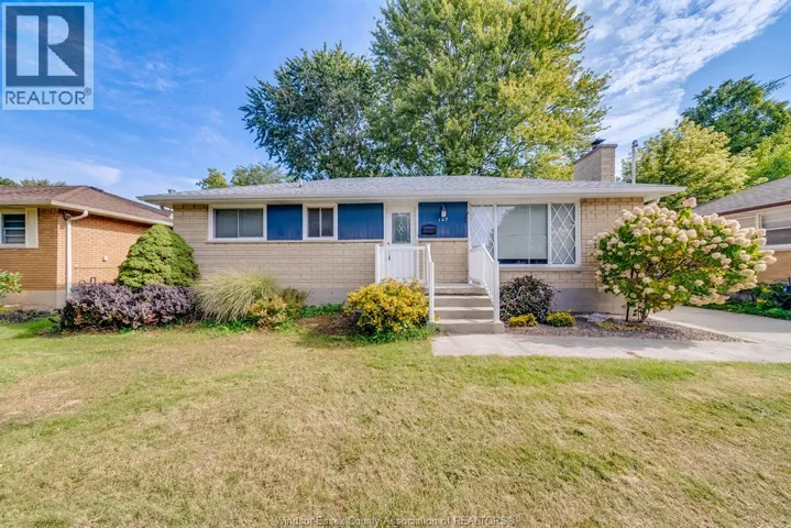 127 COVERDALE STREET, Chatham, Ontario N7L2V1