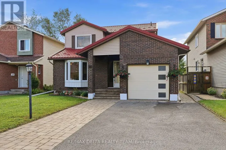 30 HOMESTEAD STREET, Ottawa, Ontario K2E7N8
