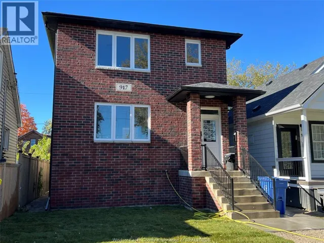 917 Mckay AVENUE Unit# Back Room 2, Windsor, Ontario N9B2A4