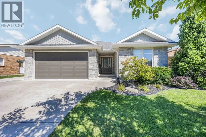 1040 FINCH DRIVE, Sarnia, Ontario N7S6A7