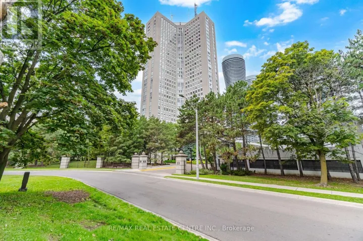 2601 - 3650 KANEFF CRESCENT, Mississauga (Mississauga Valleys), Ontario L5A4A1