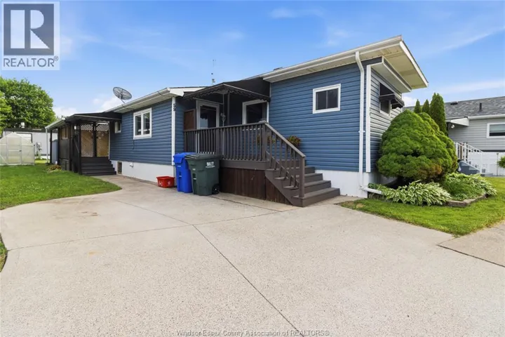 59 WILDER North, Lakeshore, Ontario N8N2S6