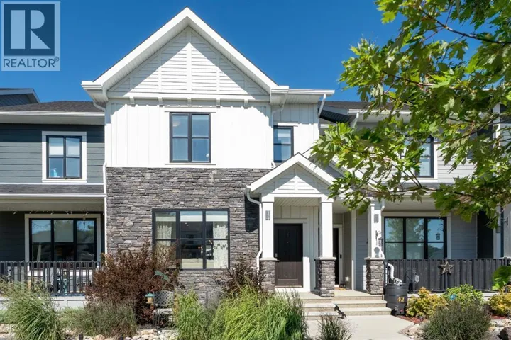 44 D'arcy Boulevard, Okotoks, Alberta T1S5S7