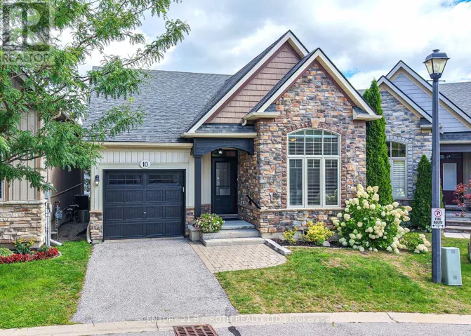 10 CANTERBURY CIRCLE, Orillia, Ontario L3V0C9