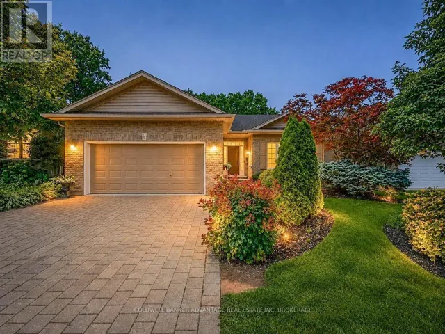 10 STONEGATE PLACE, Pelham (Fonthill), Ontario L0S1E3