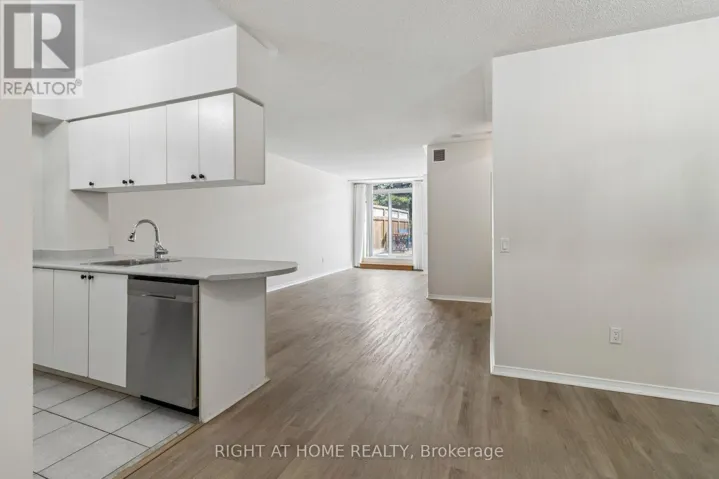 106 - 7398 YONGE STREET, Vaughan (Crestwood-Springfarm-Yorkhill), Ontario L4J8J2