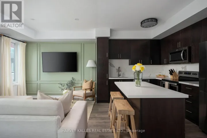 35 - 85 EASTWOOD PARK GARDENS, Toronto (Long Branch), Ontario M4W3Y8