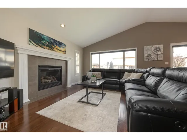 14040 145 AV NW, Edmonton, Alberta T6V1Y2