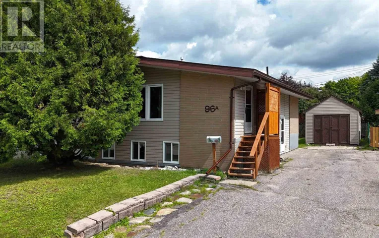 96A Axmith AVE, Elliot Lake, Ontario P5A1B8