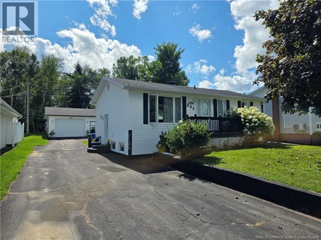 205 Francine, Beresford, New Brunswick E8K1N7