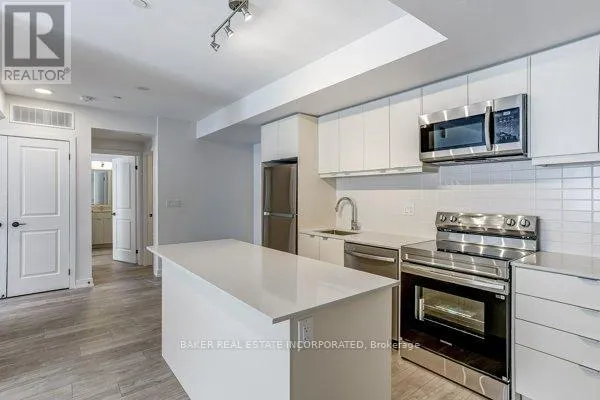 129 - 31 FARMSTEAD ROAD, Toronto (St. Andrew-Windfields), Ontario M2L2X2