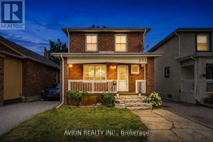 225 CLARKE STREET, Oshawa (Central), Ontario L1H5G2