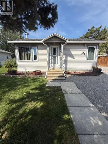 2122 20 Street, Coaldale, Alberta T1M1E7