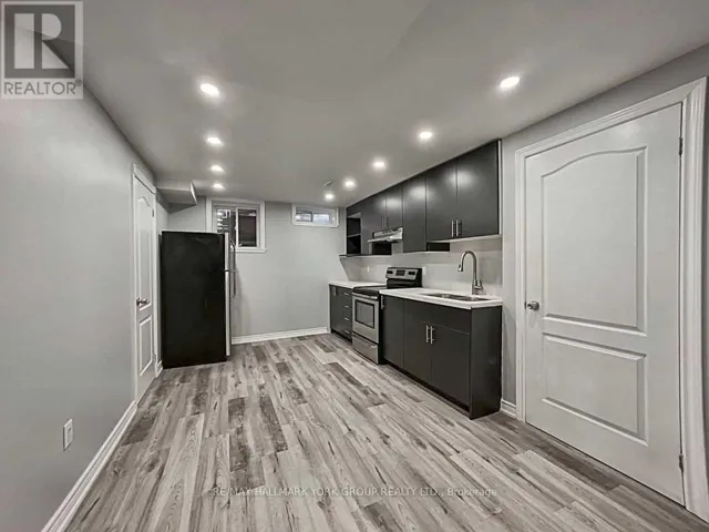 LOWER - 130 ORR DRIVE, Bradford West Gwillimbury (Bradford), Ontario L3Z0S2