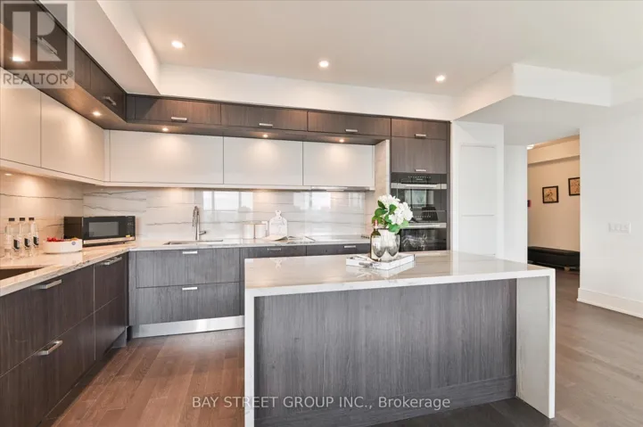 2707 - 30 INN ON THE PARK DRIVE, Toronto (Banbury-Don Mills), Ontario M3C0P8