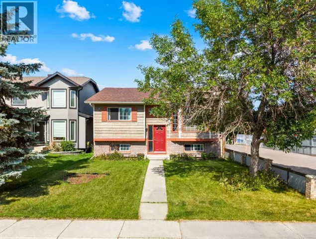 327 Shawbrooke Circle SW, Calgary, Alberta T2Y2Z8