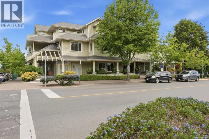 101 193 Second Ave W, Qualicum Beach, British Columbia V9K2N5
