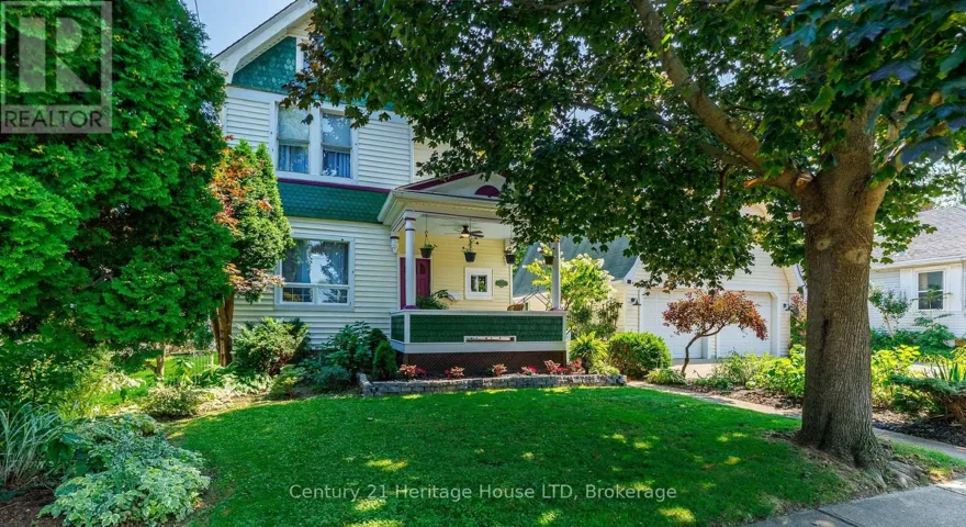 34 HENRY STREET, St. Catharines (Downtown), Ontario L2R5T6