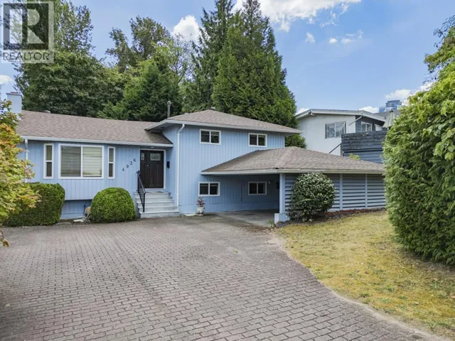 4936 BARKER CRESCENT, Burnaby, British Columbia V5G3G5