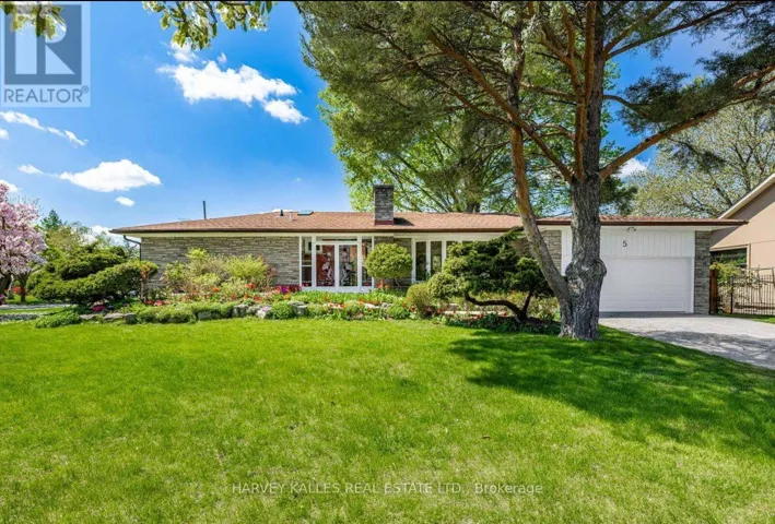 5 PARMBELLE CRESCENT, Toronto (Parkwoods-Donalda), Ontario M3A3G5