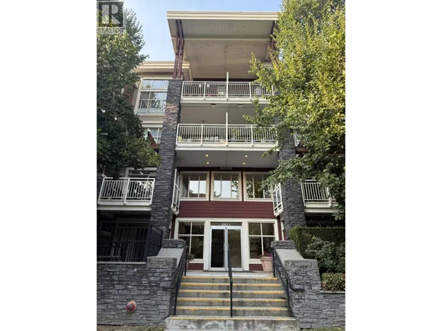 218 2477 KELLY AVENUE, Port Coquitlam, British Columbia V3C0B3