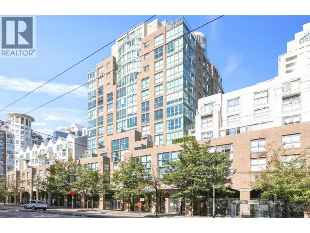 504 1159 MAIN STREET, Vancouver, British Columbia V6A4B6