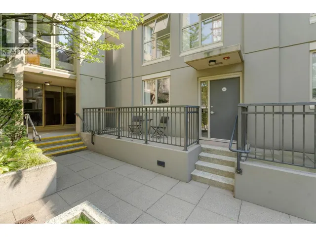 TH9 969 RICHARDS STREET, Vancouver, British Columbia V6B1A8