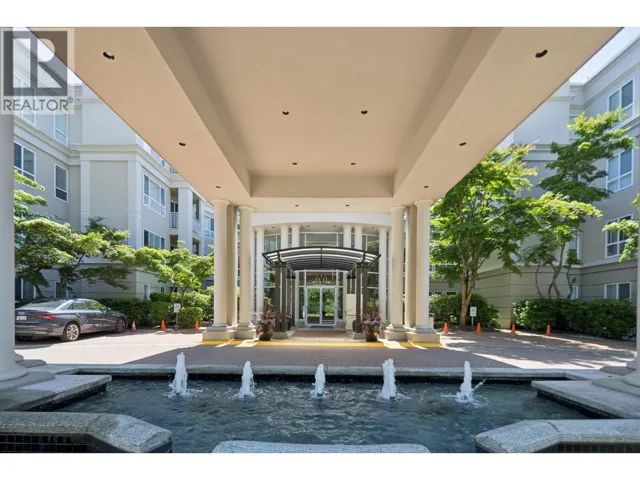 118 3098 GUILDFORD WAY, Coquitlam, British Columbia V3B7W8