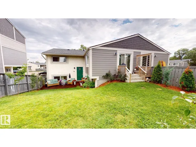 623 Willow CO NW, Edmonton, Alberta T5T2K7