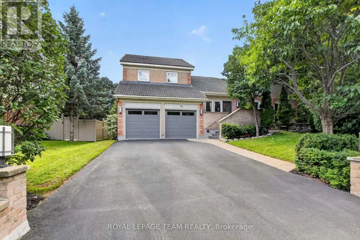 15 KINTAIL COURT, Ottawa, Ontario K2S1G8
