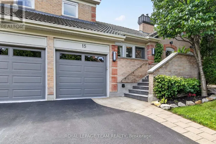 15 KINTAIL COURT, Ottawa, Ontario K2S1G8
