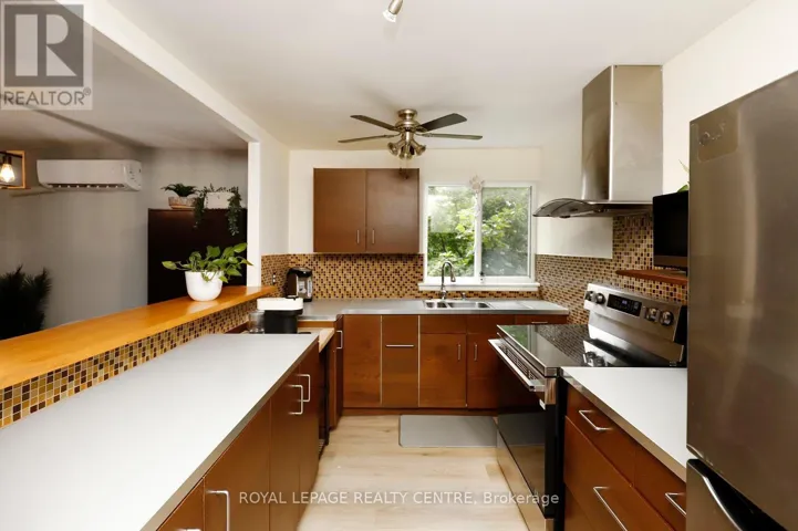 269 - 3060 CONSTITUTION BOULEVARD, Mississauga (Applewood), Ontario L4Y3X8