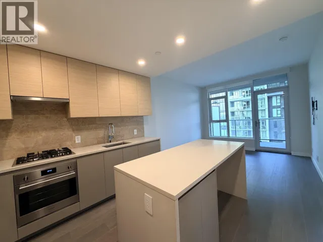 3903 2108 GILMORE AVENUE, Burnaby, British Columbia V5C0N8