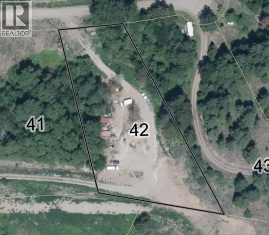 2481 Squilax Anglemont Road Road Unit# 42, Lee Creek, British Columbia V0E1M4