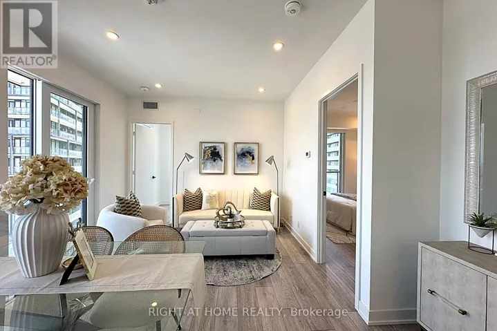 3302 - 108 PETER STREET, Toronto (Waterfront Communities), Ontario M5V0W2