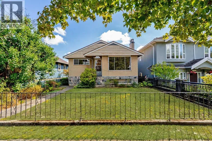 6216 PRINCE ALBERT STREET, Vancouver, British Columbia V5W3E4