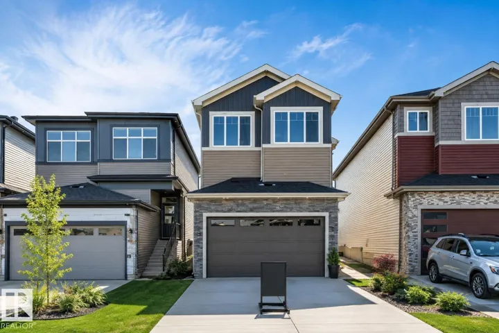 7023 177 AV NW, Edmonton, Alberta T5Z0W8